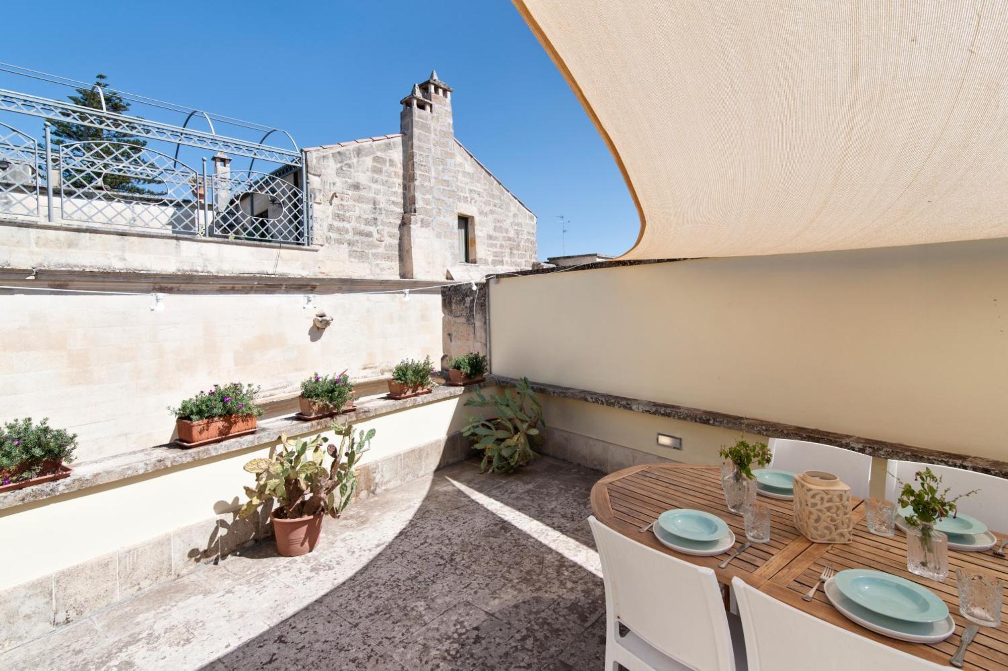 Terrazza Cavallerizza Apartment Lecce Exterior photo